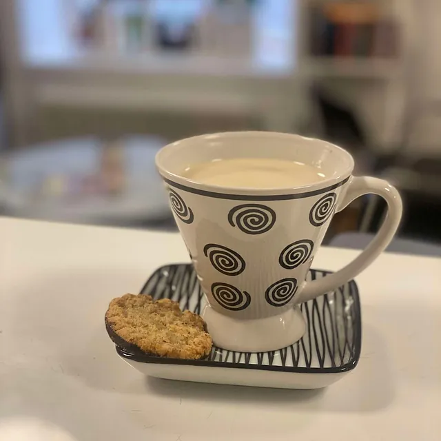 Bra & nogrann, erfaren damfrisör i Göteborg_tidsbokning_syster-med-fler